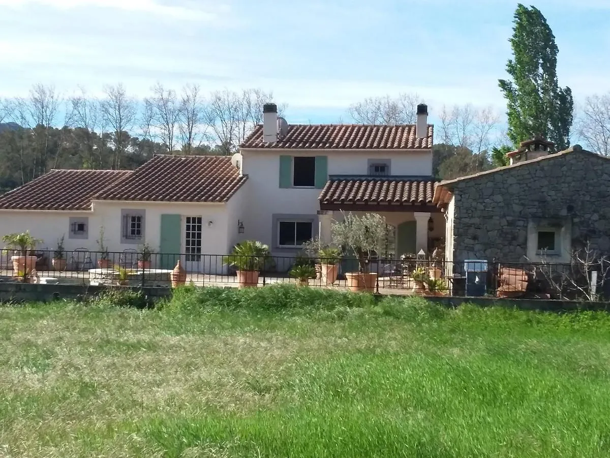 Clos St Jean Baptiste Tourves Séjour chez l'habitant